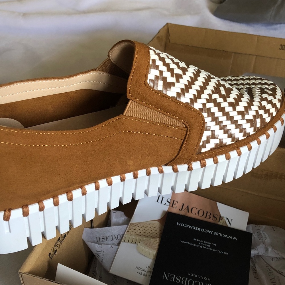 Ilse Jacobsen Tan Suede Woven Slip-On Sneakers with White Toe